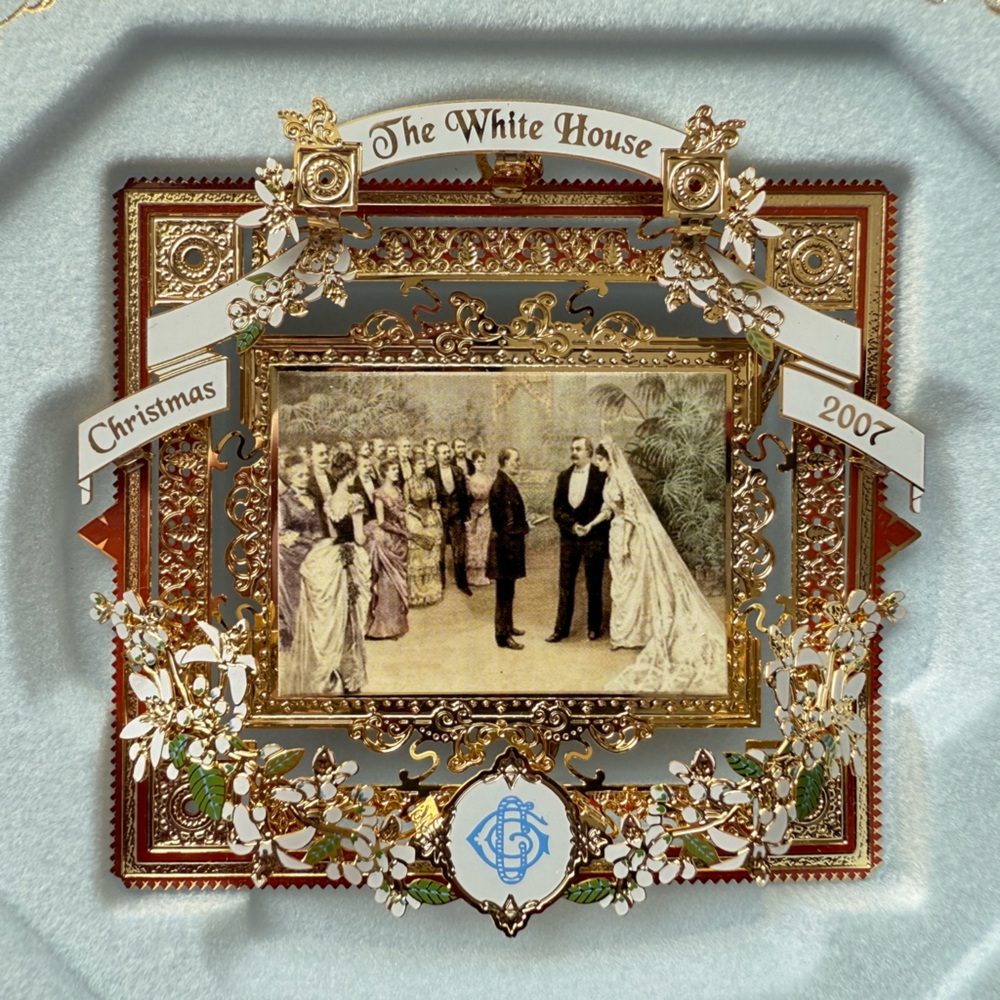 The White House Christmas Ornament 2007
